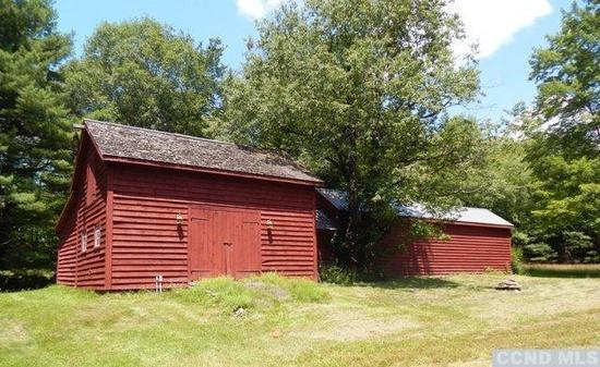 Huckleberry Farm Hotel East Durham Exterior photo